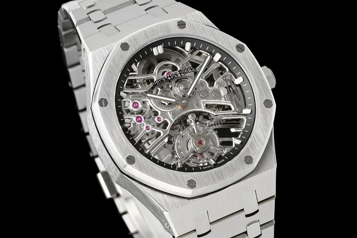 오데마 피게 로얄 오크 셀프와인딩 플라잉 투르비옹 오픈워크 스켈레톤다이얼 스틸 26735