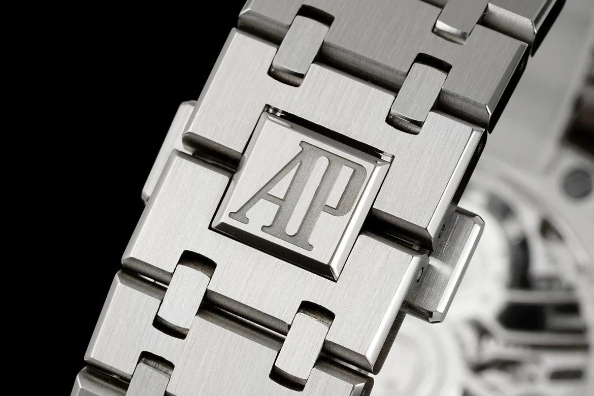 오데마 피게 로얄 오크 셀프와인딩 플라잉 투르비옹 오픈워크 스켈레톤다이얼 스틸 26735