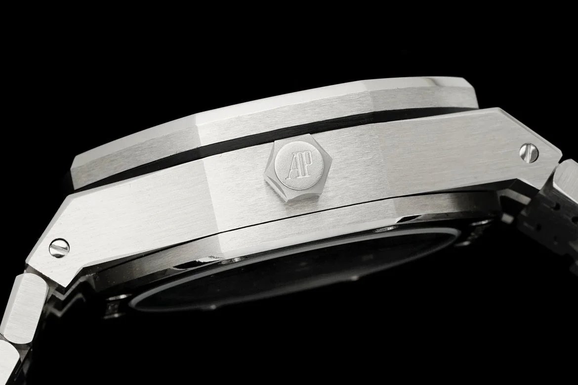 오데마 피게 로얄 오크 셀프와인딩 플라잉 투르비옹 오픈워크 스켈레톤다이얼 스틸 26735