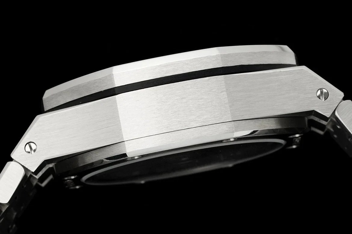 오데마 피게 로얄 오크 셀프와인딩 플라잉 투르비옹 오픈워크 스켈레톤다이얼 스틸 26735