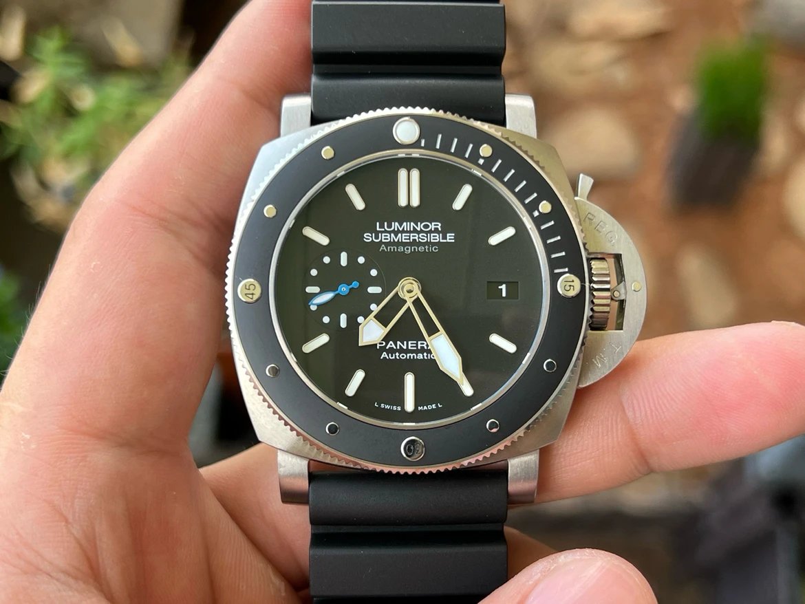 파네라이 루미노르 섭머저블 아마그네틱 47mm PAM01389