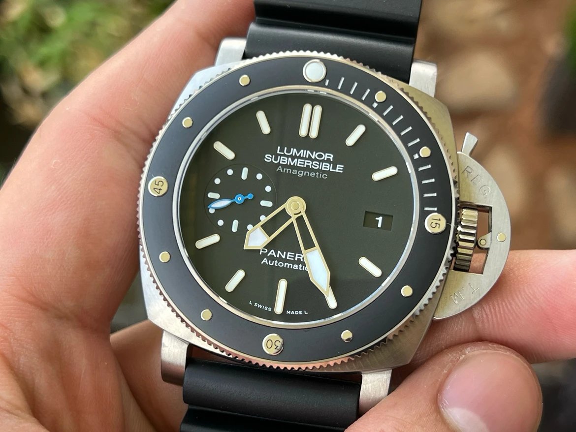 파네라이 루미노르 섭머저블 아마그네틱 47mm PAM01389