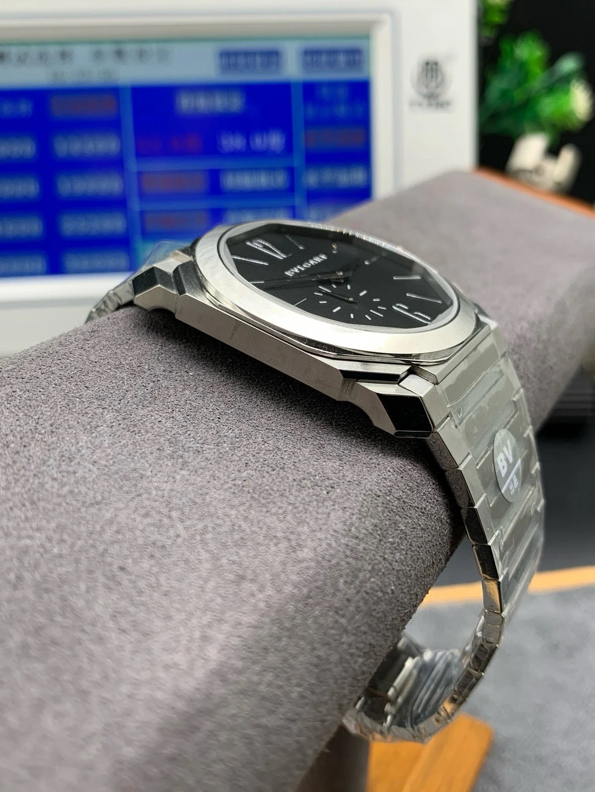 불가리 옥토 피니시모 오토매틱