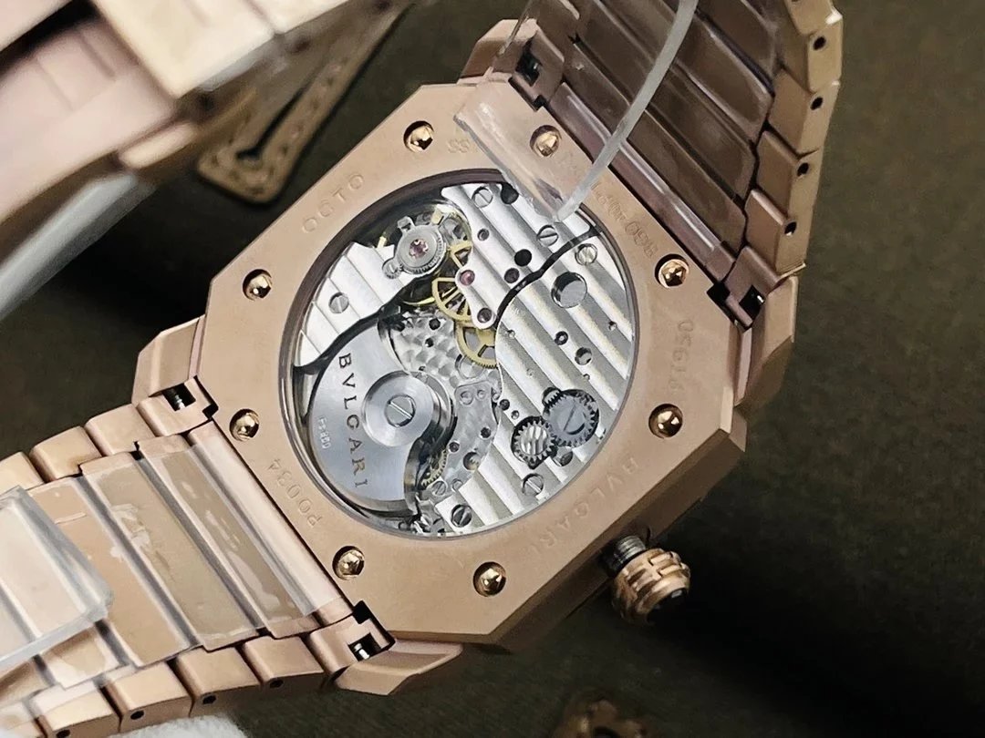 불가리 옥토 피니시모 오토매틱