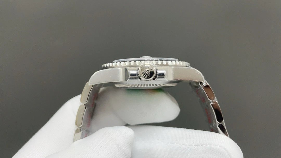 롤렉스 서브마리너 데이트 스틸 블랙