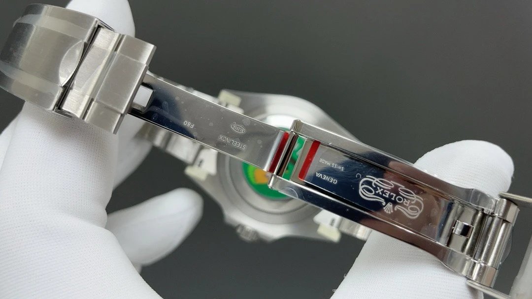 롤렉스 서브마리너 데이트 스틸 블랙