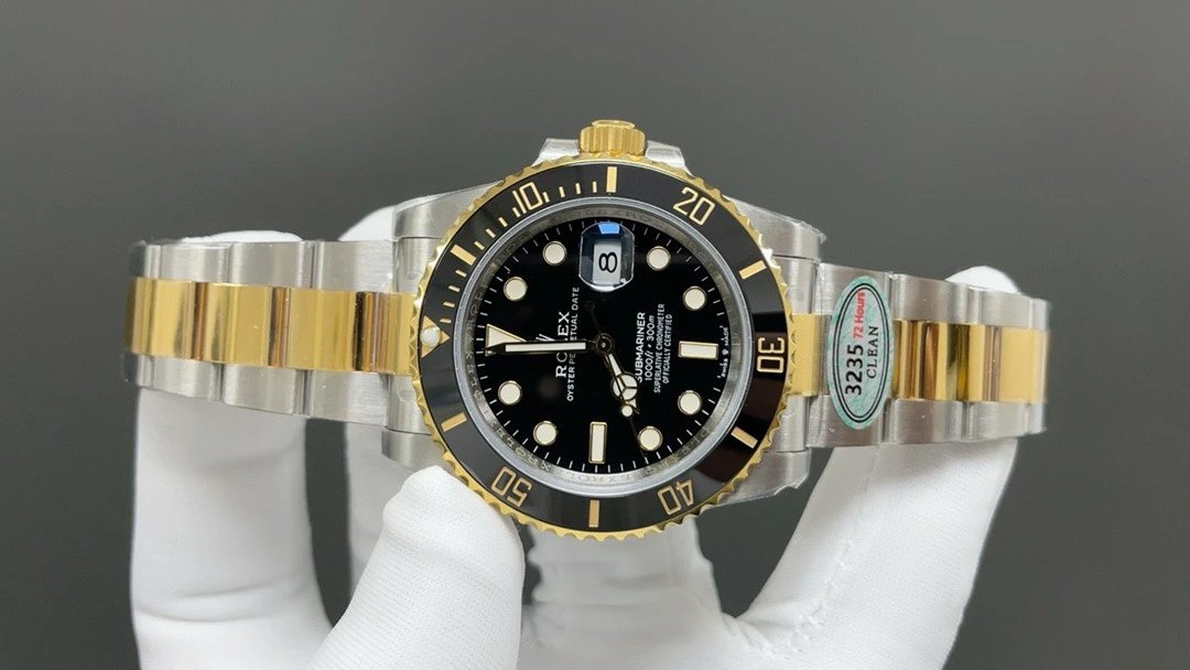 롤렉스 서브마리너 데이트 블랙 콤비