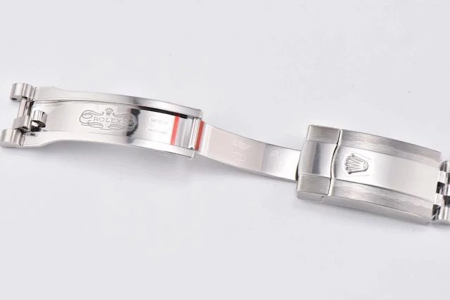 롤렉스 데이저스트 스틸 웜블던