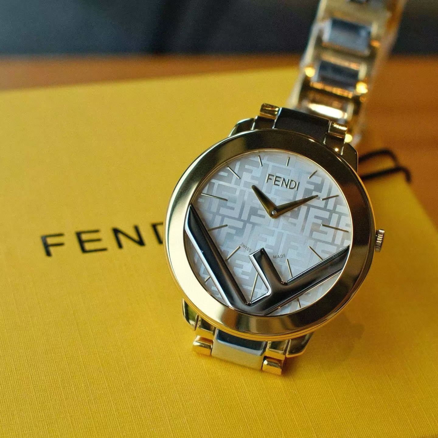 펜디 F 이즈 펜디