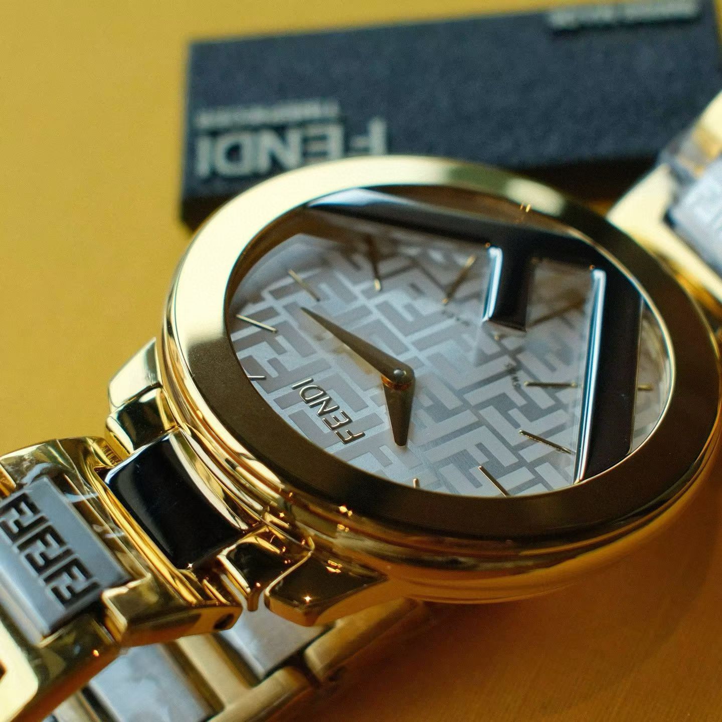 펜디 F 이즈 펜디