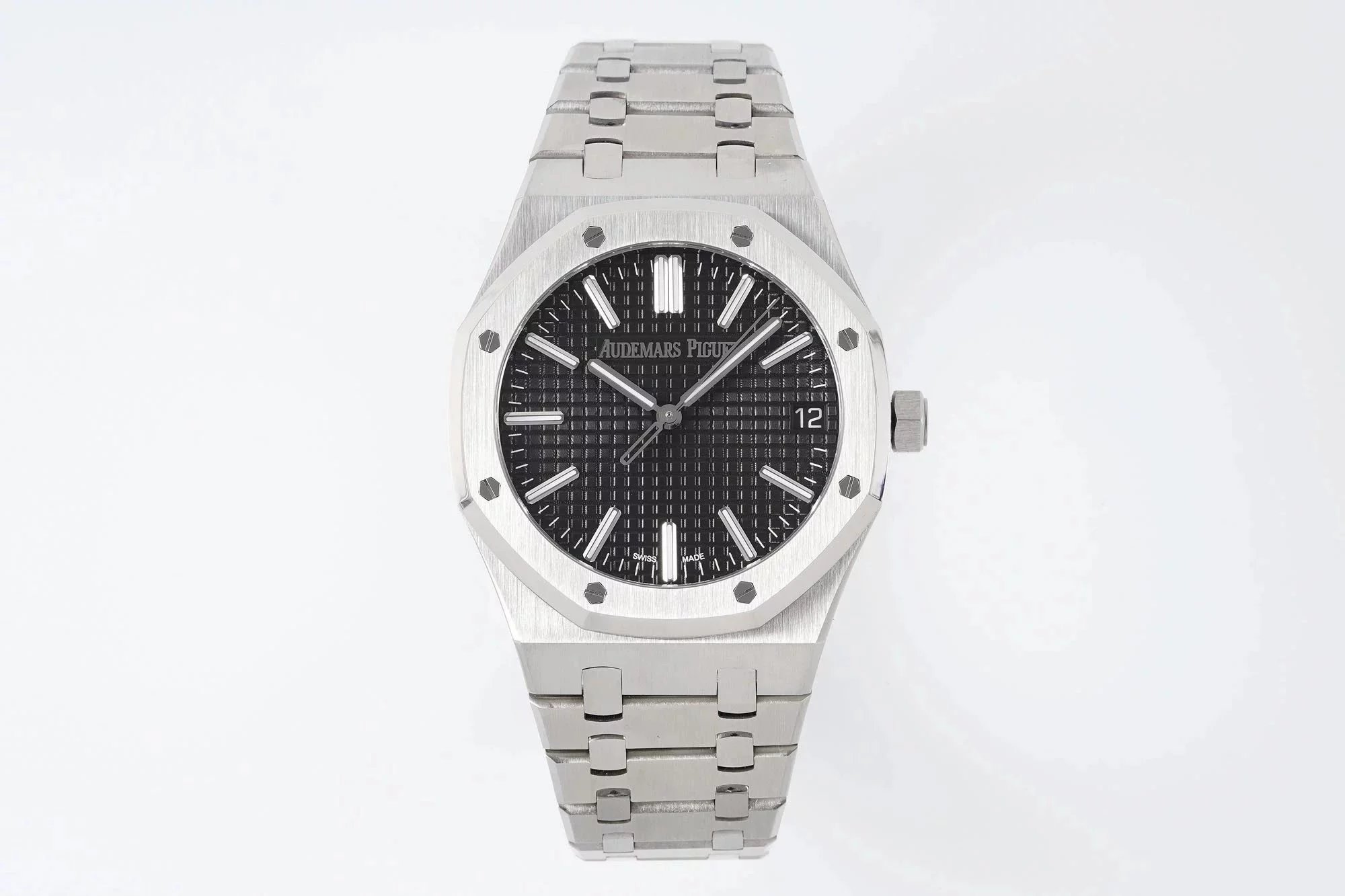 오데마 피게 로얄 오크 셀프와인딩 스틸 15500ST