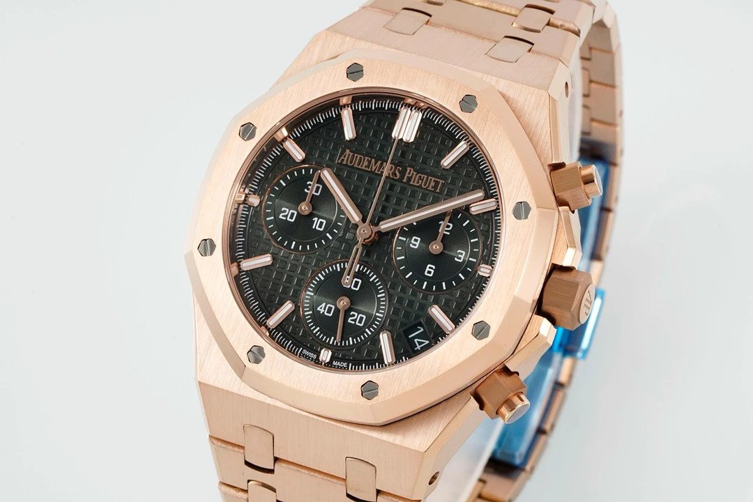 오데마 피게 로얄 오크 크로노그래프 로즈 골드