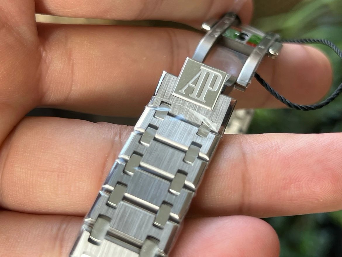 오데마 피게 로 오크 점보 엑스트라 씬 16202XT