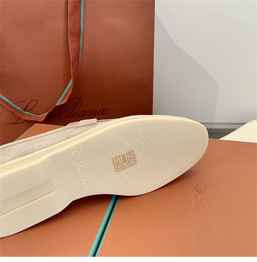 로로피아나 썸머 참 워크 로퍼