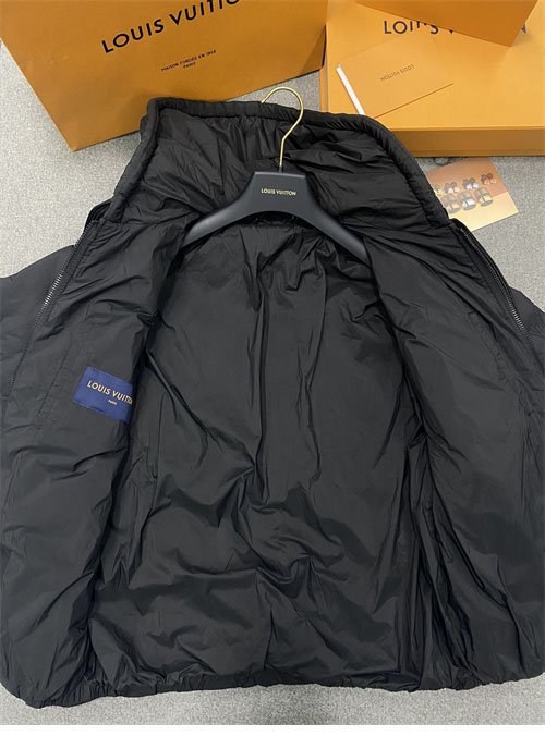 루이비통 모노그램 퀼티드 후디 블루종