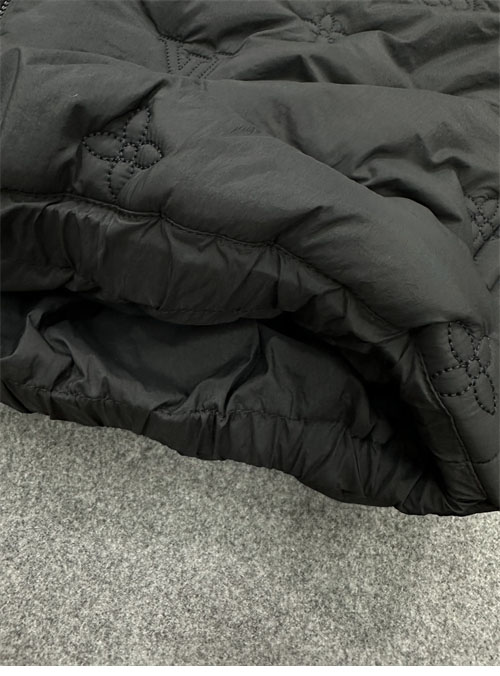 루이비통 모노그램 퀼티드 후디 블루종