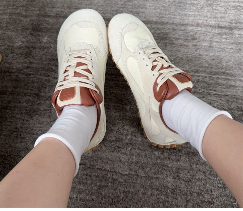 보테가베네타 오르빗 플래시 스니커즈