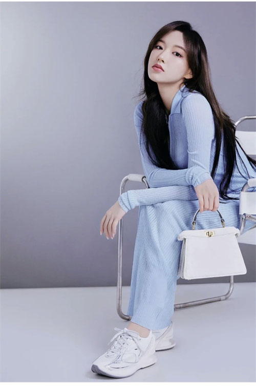 펜디 퍼스트1 패널 로우탑 스니커즈