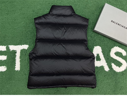 발렌시아가 3B 스포츠 아이콘 스키 푸퍼 패딩 베스트