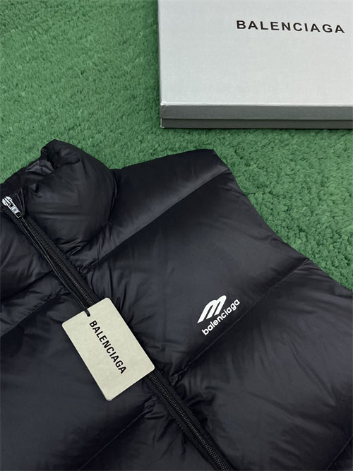 발렌시아가 3B 스포츠 아이콘 스키 푸퍼 패딩 베스트