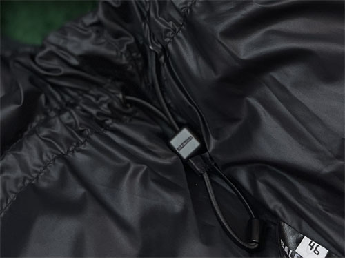 발렌시아가 3B 스포츠 아이콘 스키 푸퍼 패딩 베스트