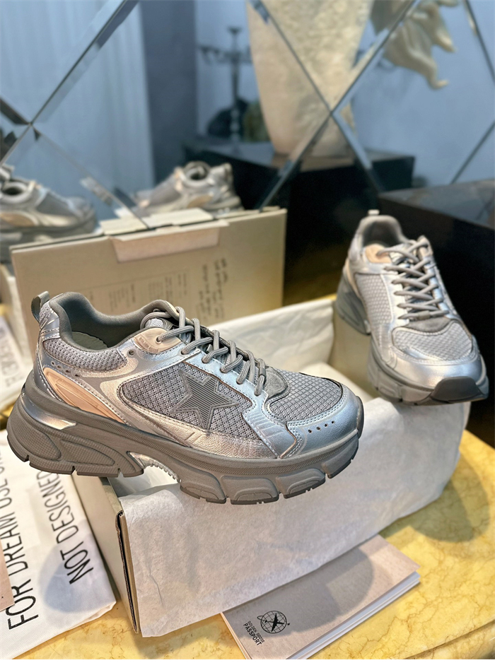 골든구스 라이트스타 스니커즈