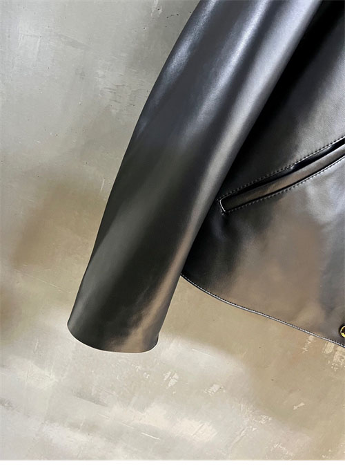 셀린느 24FW 스냅 버튼 램스킨 퓨어 카라 자켓