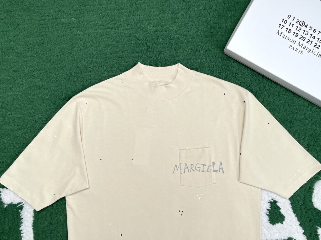 마르지엘라 페인팅 로고 반팔 티셔츠 베이지