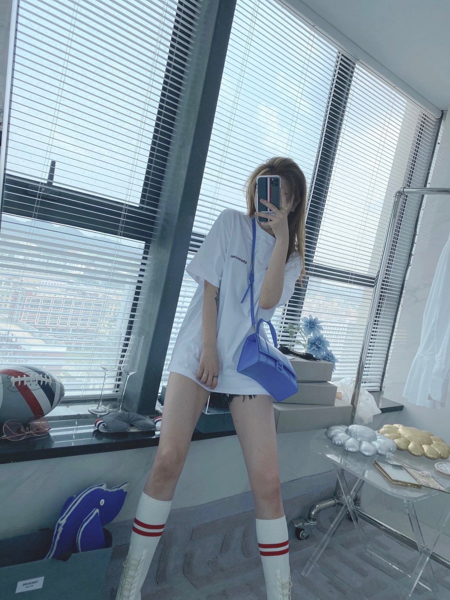 발렌시아가 BB로고 자수 반팔 티셔츠 “3COLOR”