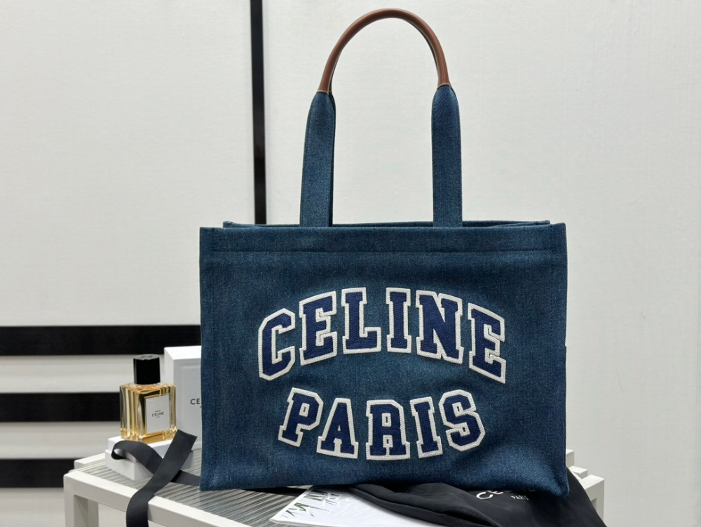 셀린느 Cabas Blue Denim