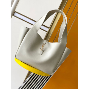 Saint Laurent Le 5 À 7 Bea In Grained Leather