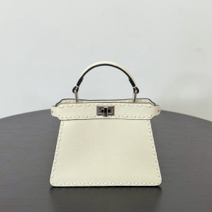 펜디 쁘띠 피카부 아이씨 유