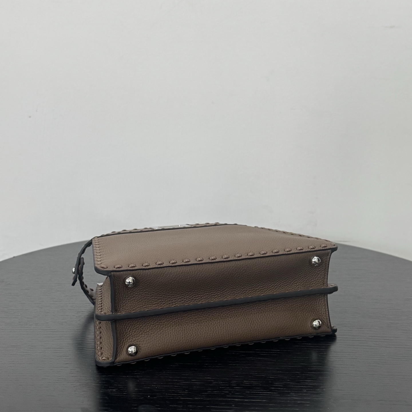 펜디 스몰 피카부 아이씨 유