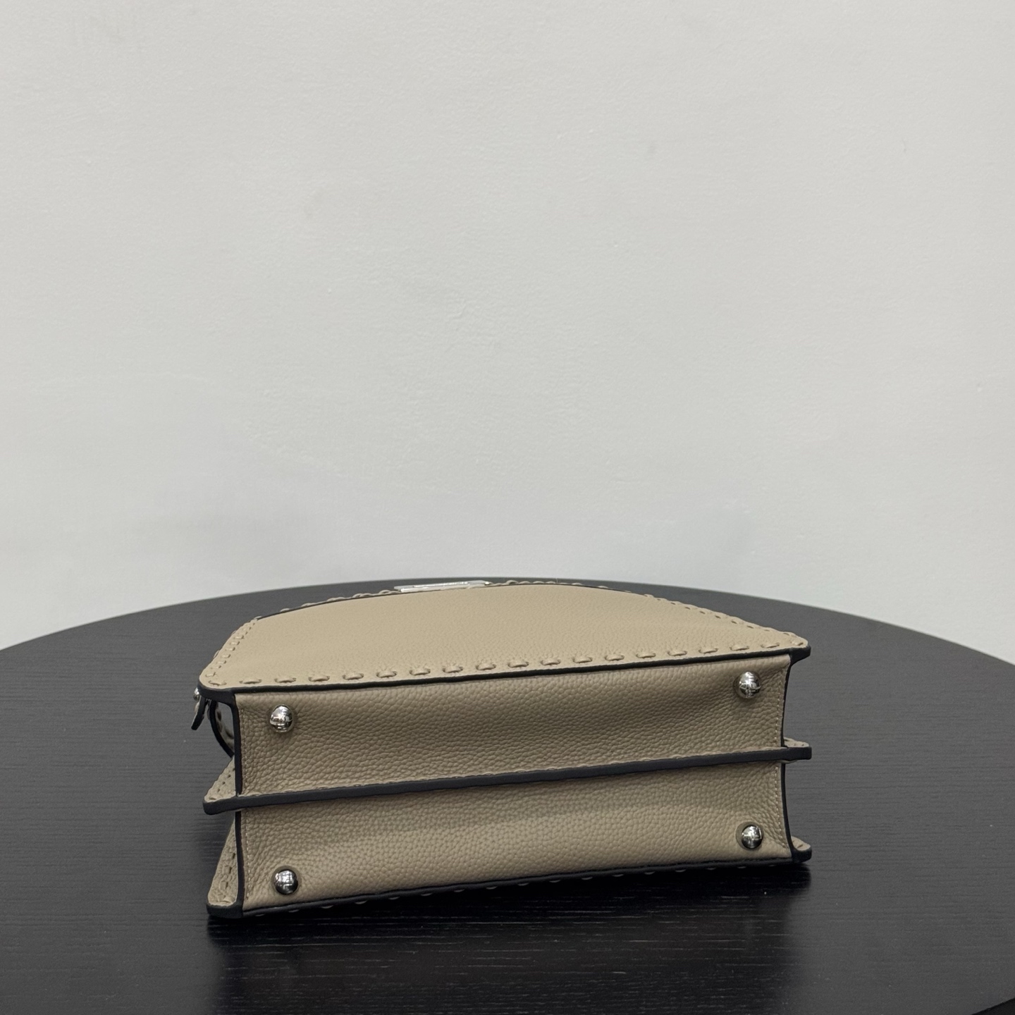 펜디 스몰 피카부 아이씨 유