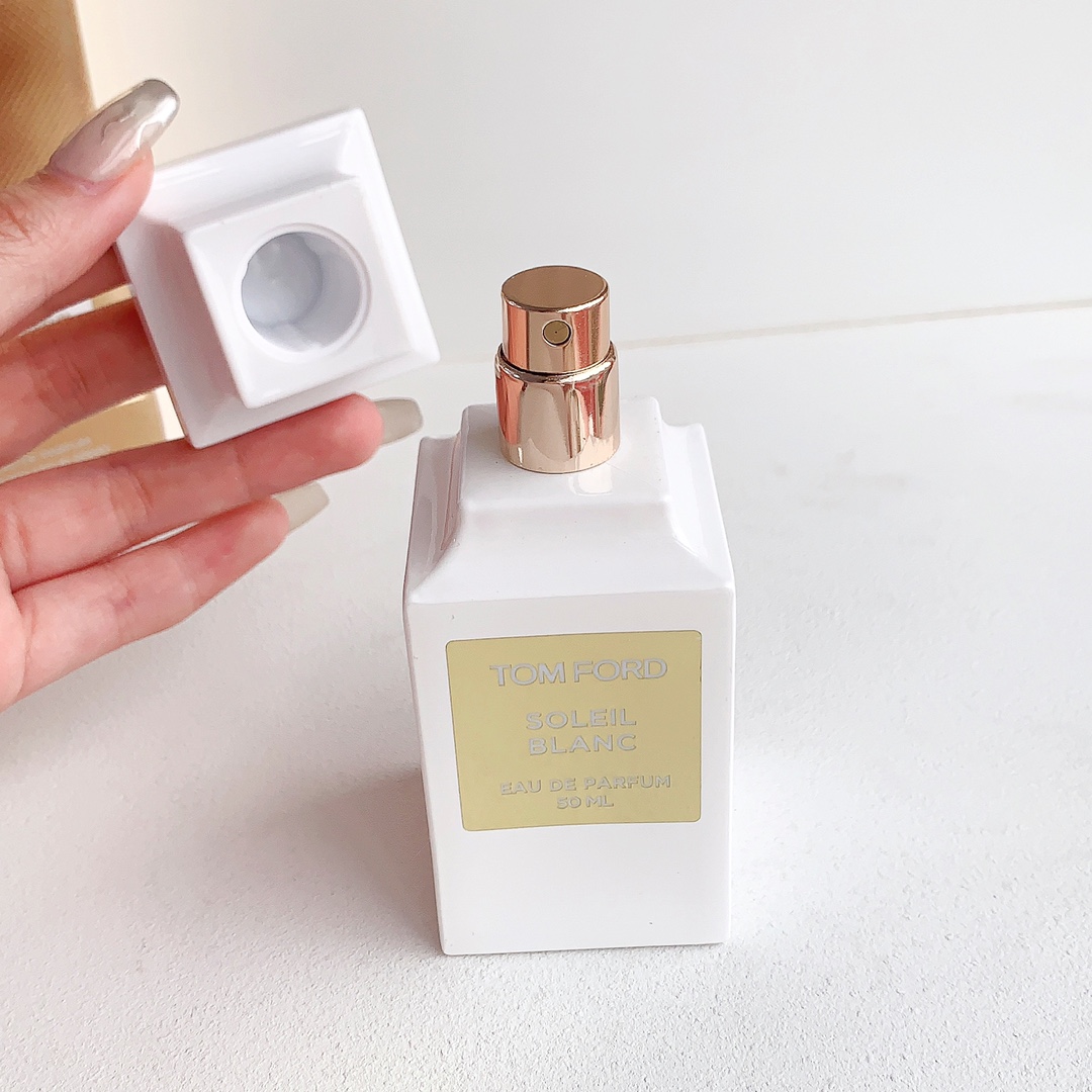 톰포드 솔레이 블랑 오드 향수