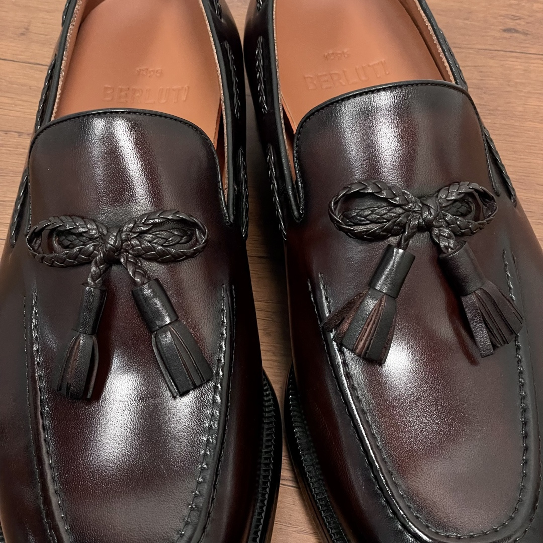 벨루티 앤디 브레이디드 레더 테슬 로퍼