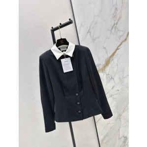 샤넬 컨트라스트 컬러 버튼업 자켓