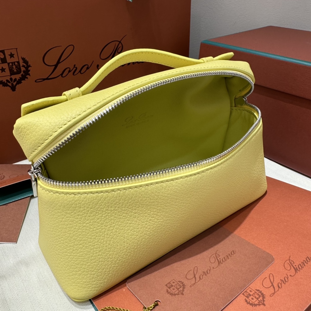 로로피아나 엑스트라 포켓 파우치 L19