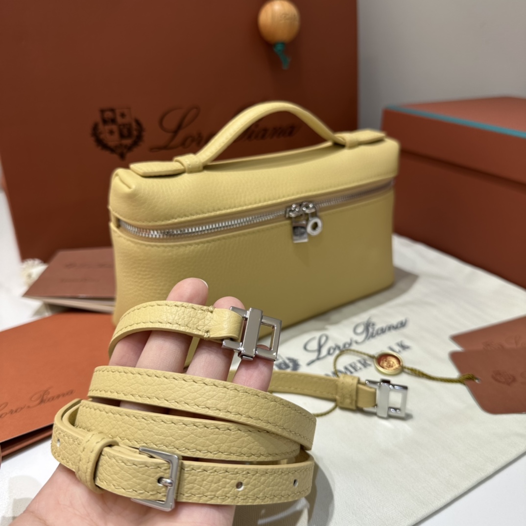 로로피아나 엑스트라 포켓 파우치 L19