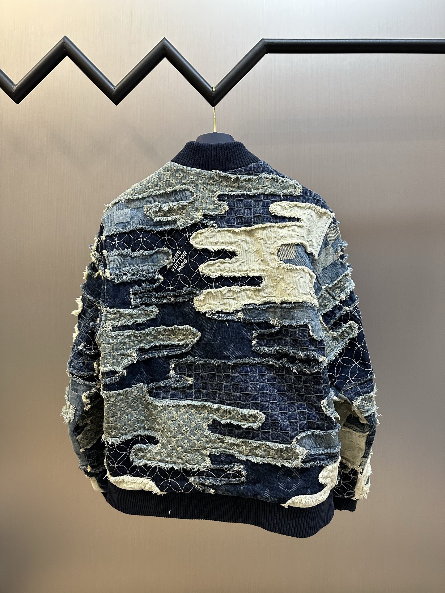 루이비통 패치워크 데님 봄버 자켓