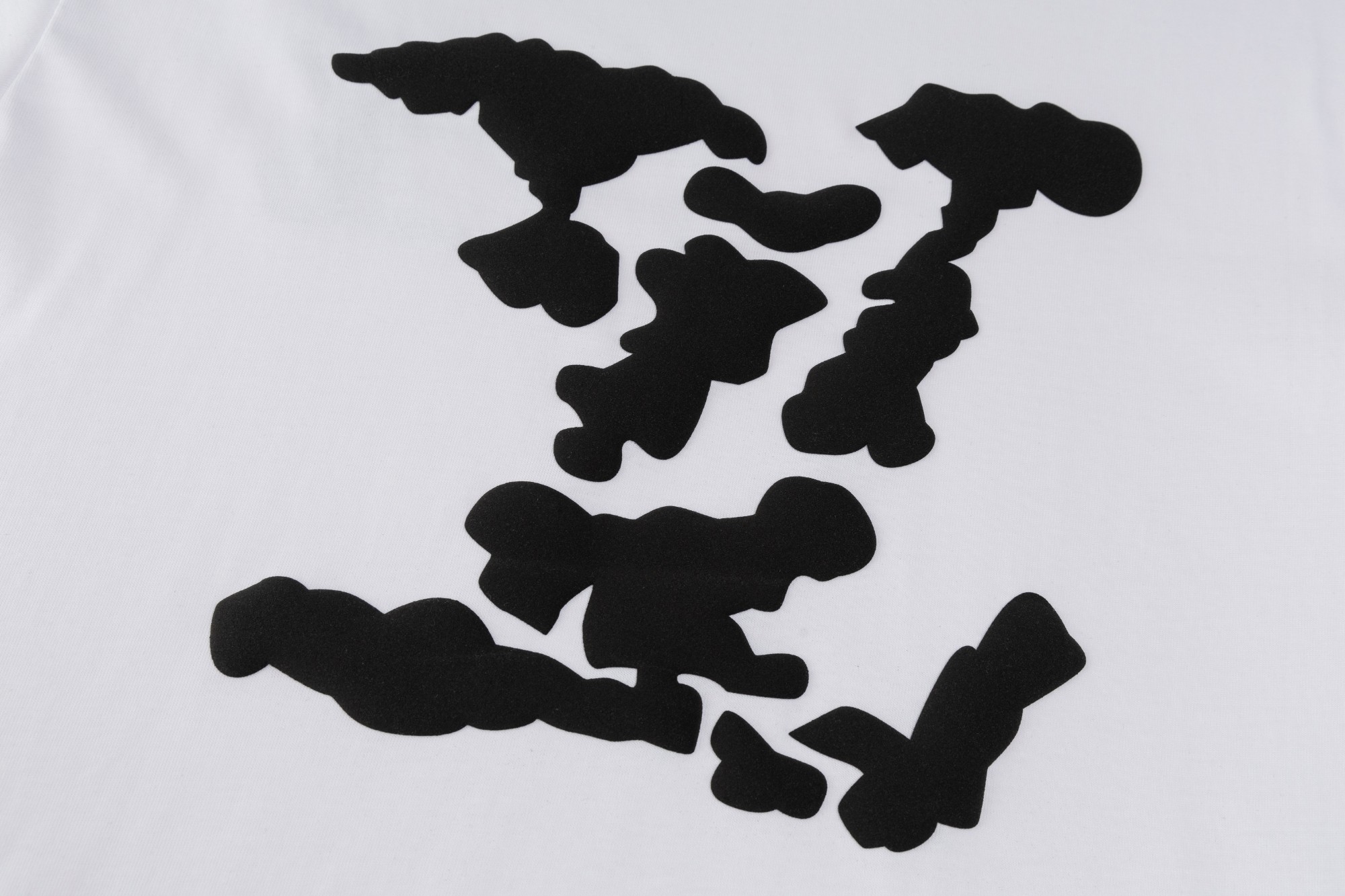 루이비통 스팟 로고 티셔츠