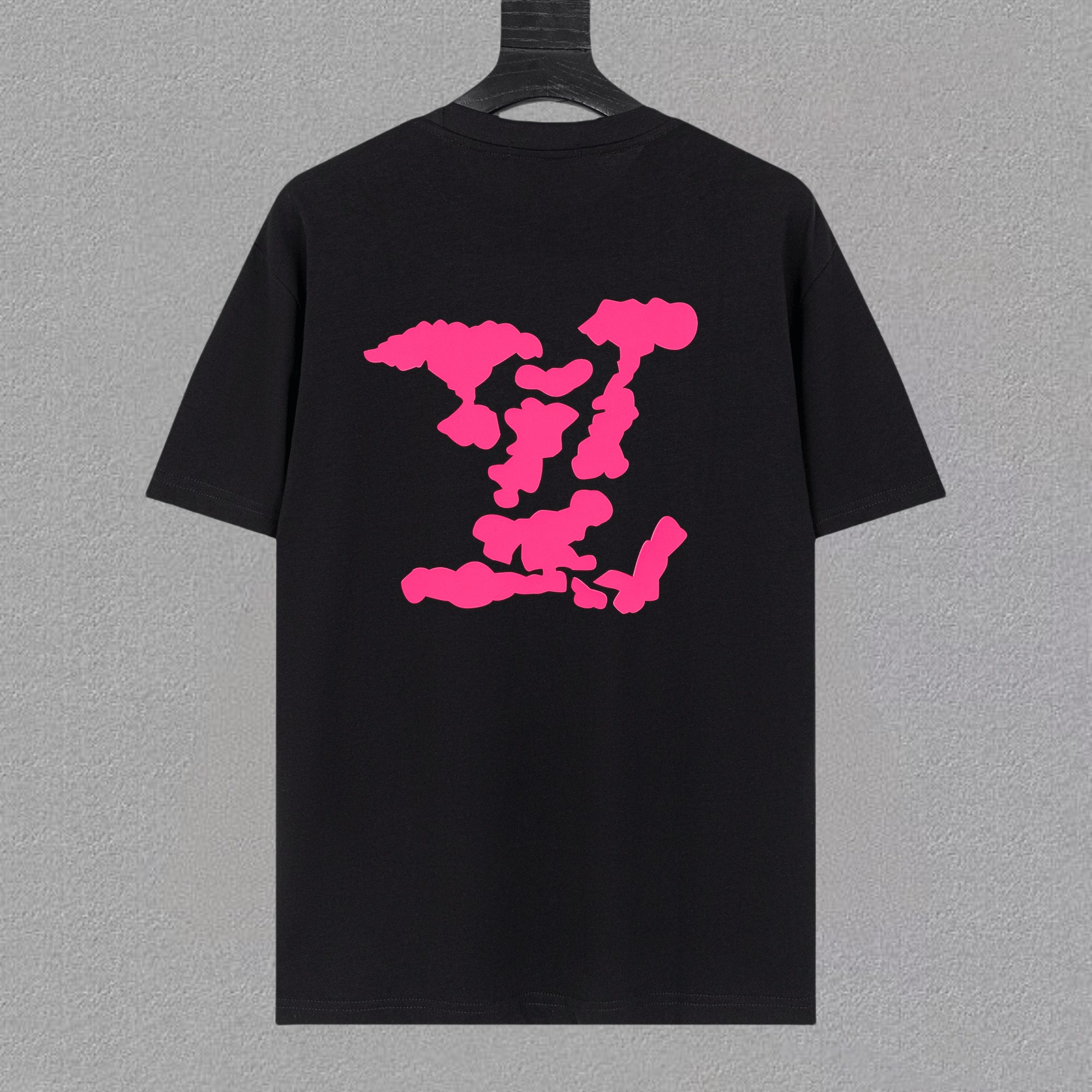 루이비통 스팟 로고 티셔츠