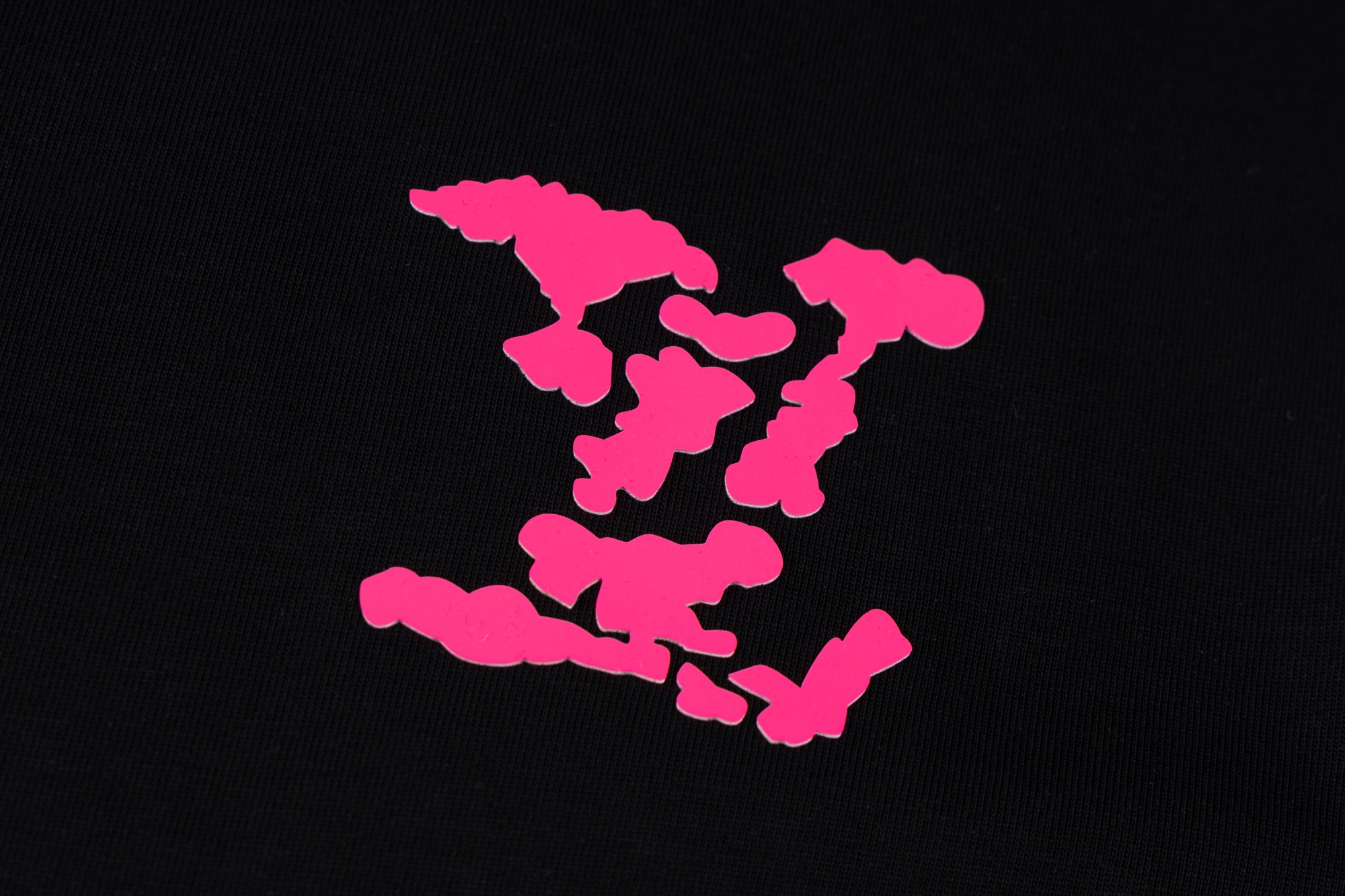 루이비통 스팟 로고 티셔츠