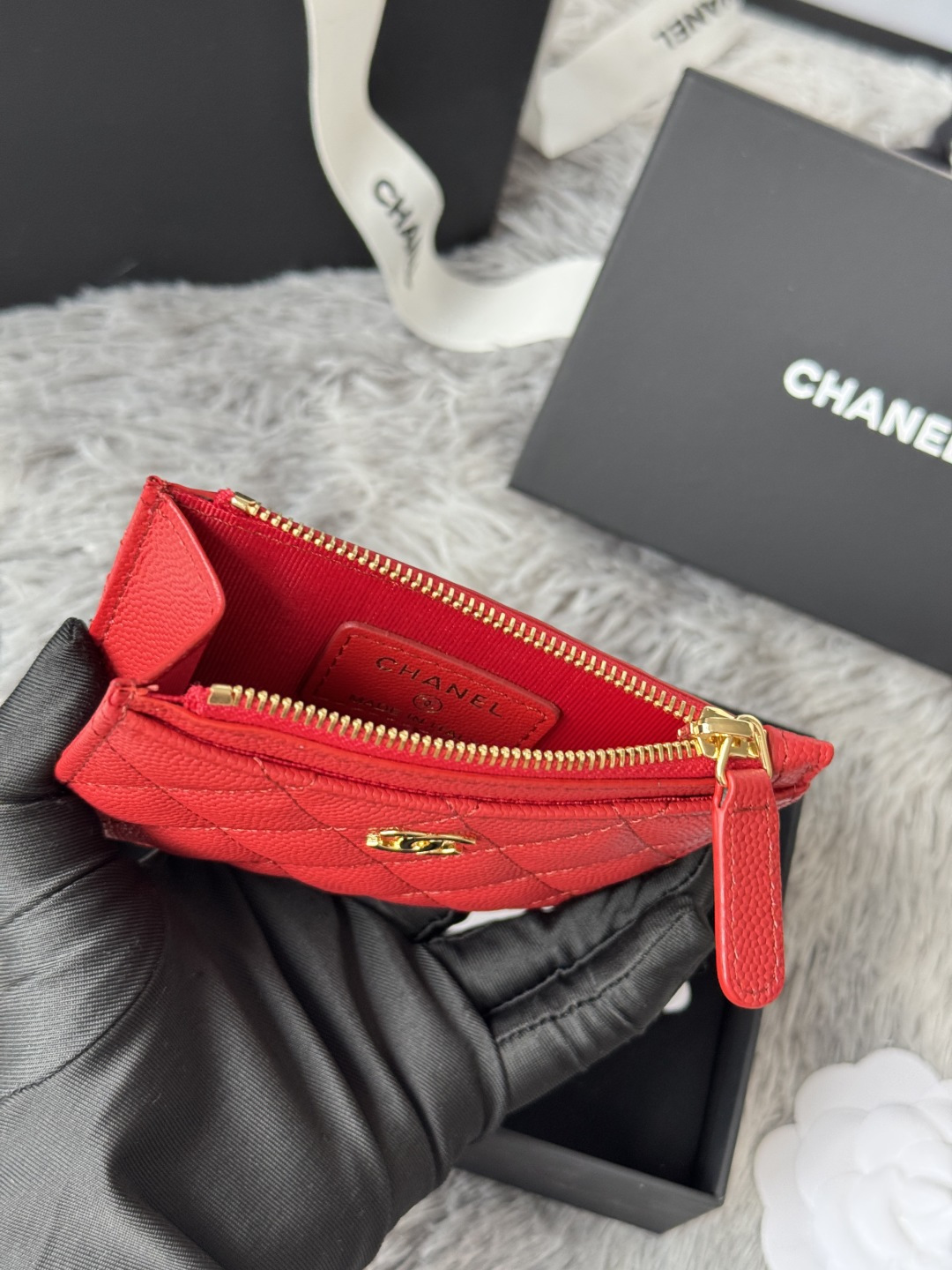 샤넬 클래식 지퍼 카드 홀더