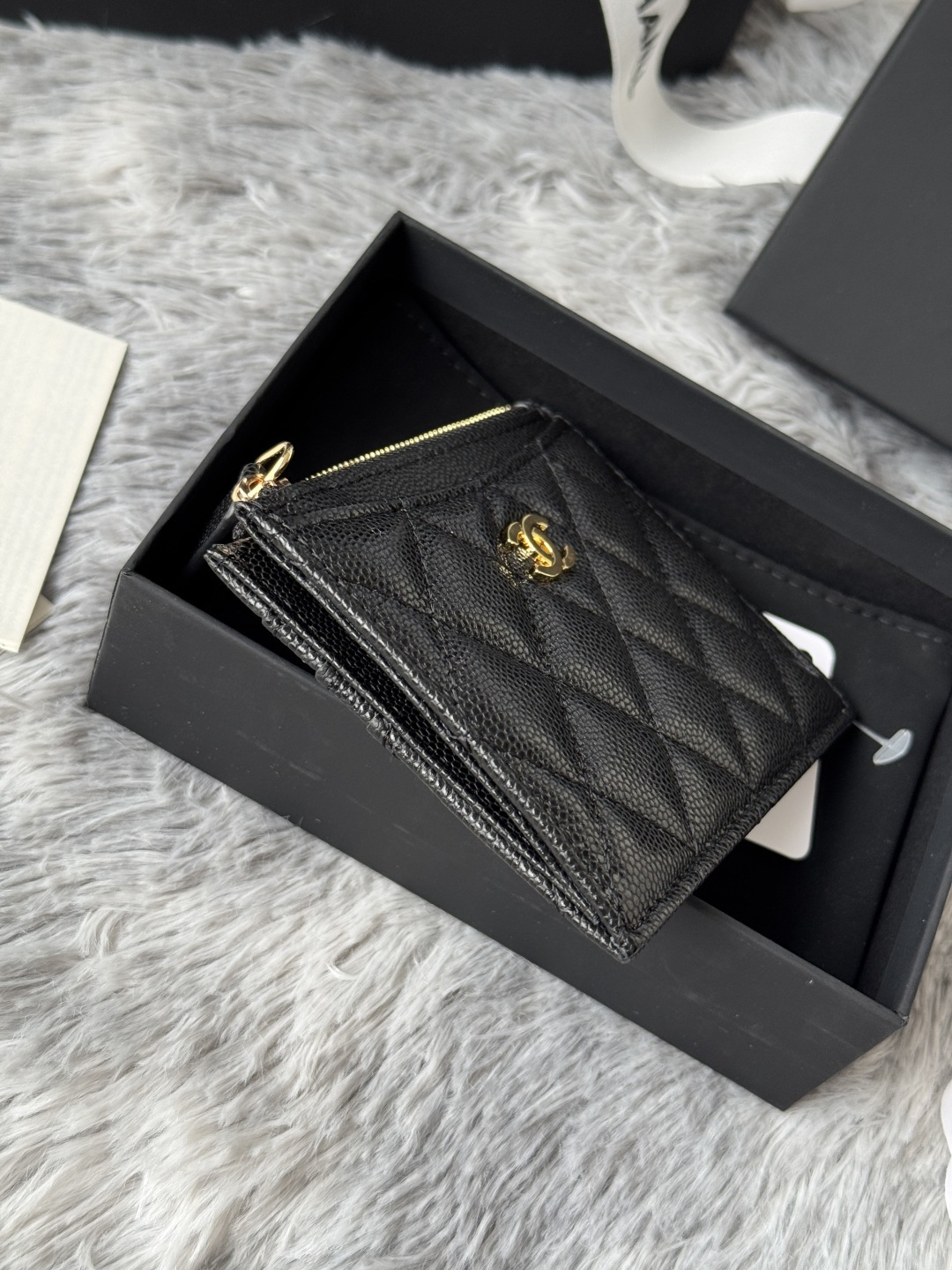 샤넬 클래식 지퍼 카드 홀더