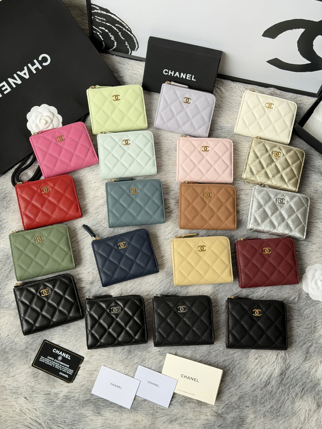 샤넬 클래식 L 지퍼 카드 홀더