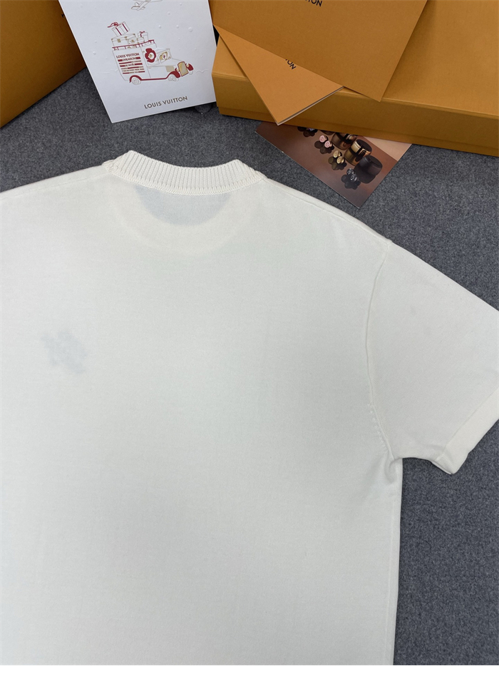 루이비통 엠브로이더드 시그니처 쇼트 슬리브 코튼 니트 반팔