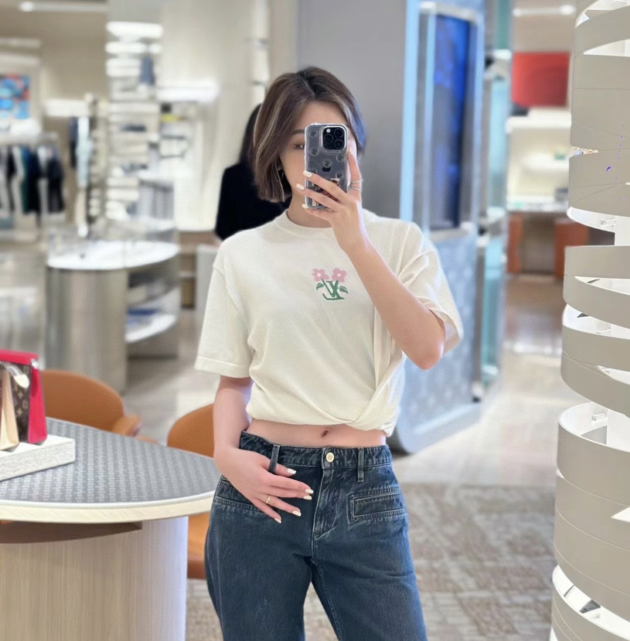 루이비통 X 타일러 블루밍 LV 인따르시아 시그니처 니트 크루넥 반팔 티셔츠