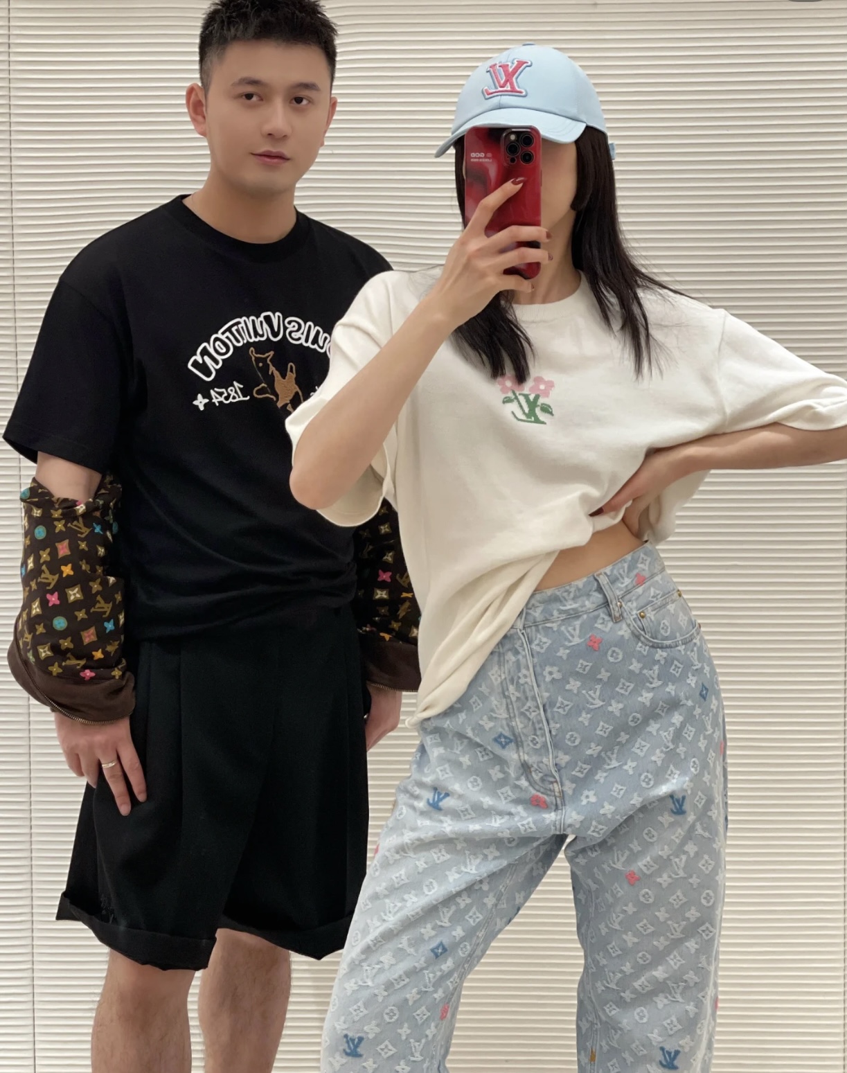 루이비통 X 타일러 블루밍 LV 인따르시아 시그니처 니트 크루넥 반팔 티셔츠