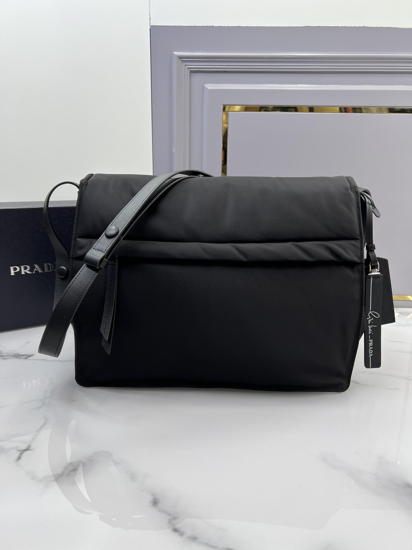 프라다 Padded Re - Nylon Shoulder
